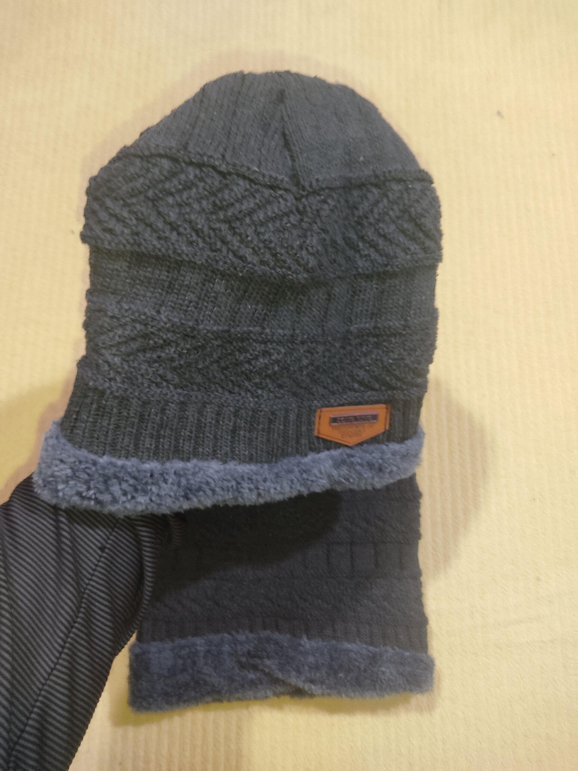 Gorro y bufanda 7 gris con gris claro - 4