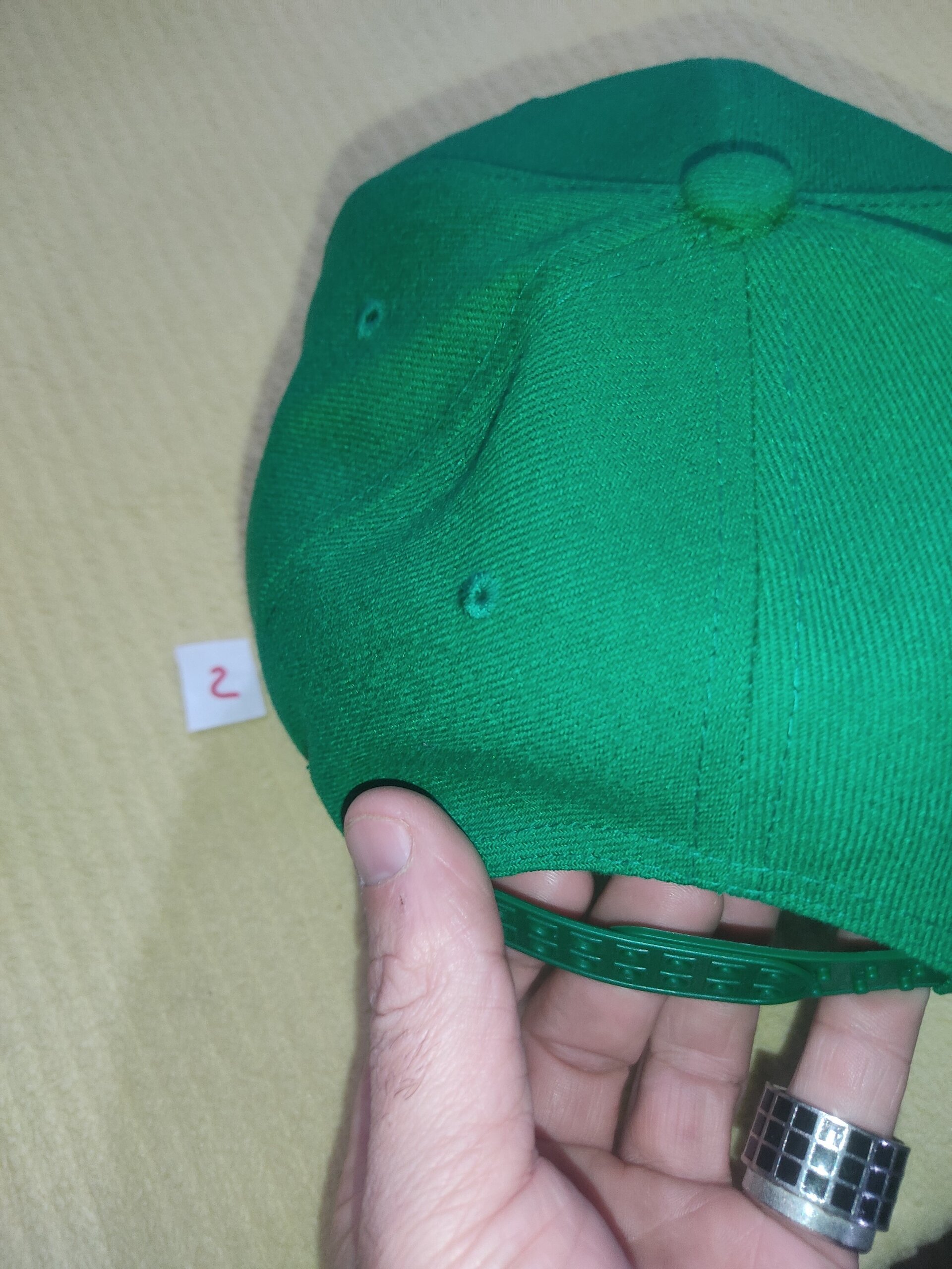 Gorra 1 verde letra  A - 2