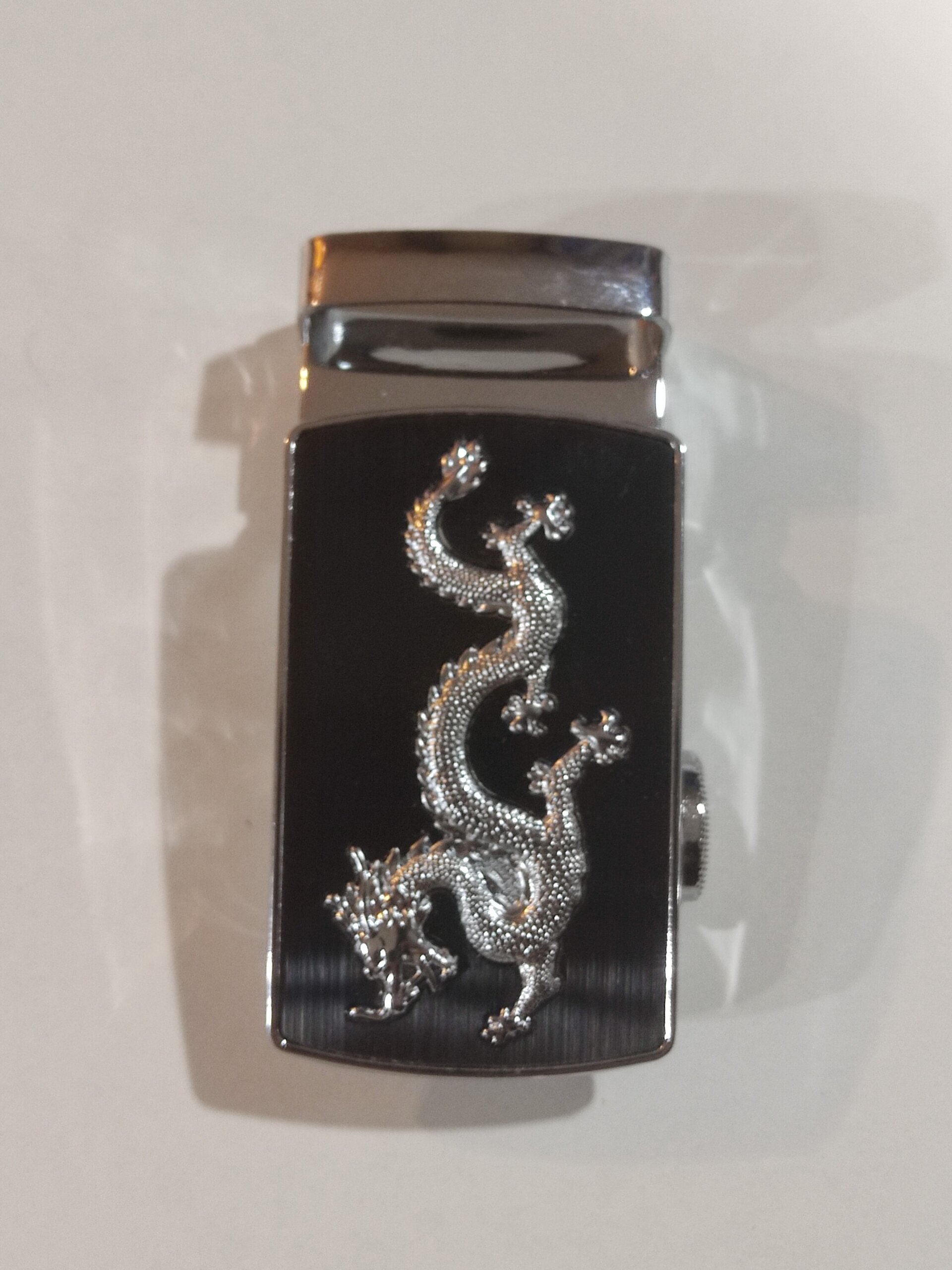 Hebilla de cinturón 20 negra Dragón plateado - 4