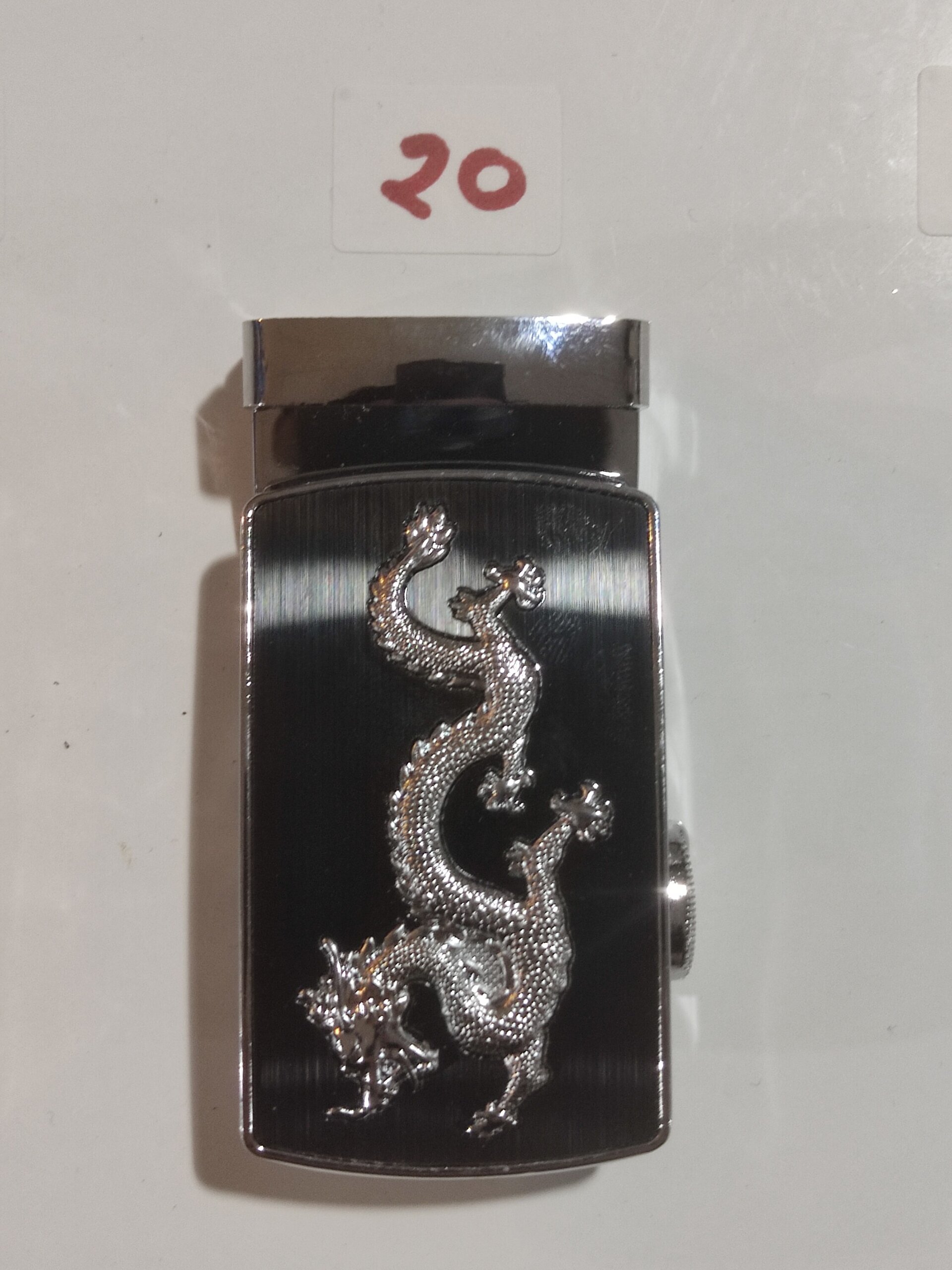 Hebilla de cinturón 20 negra Dragón plateado - 3