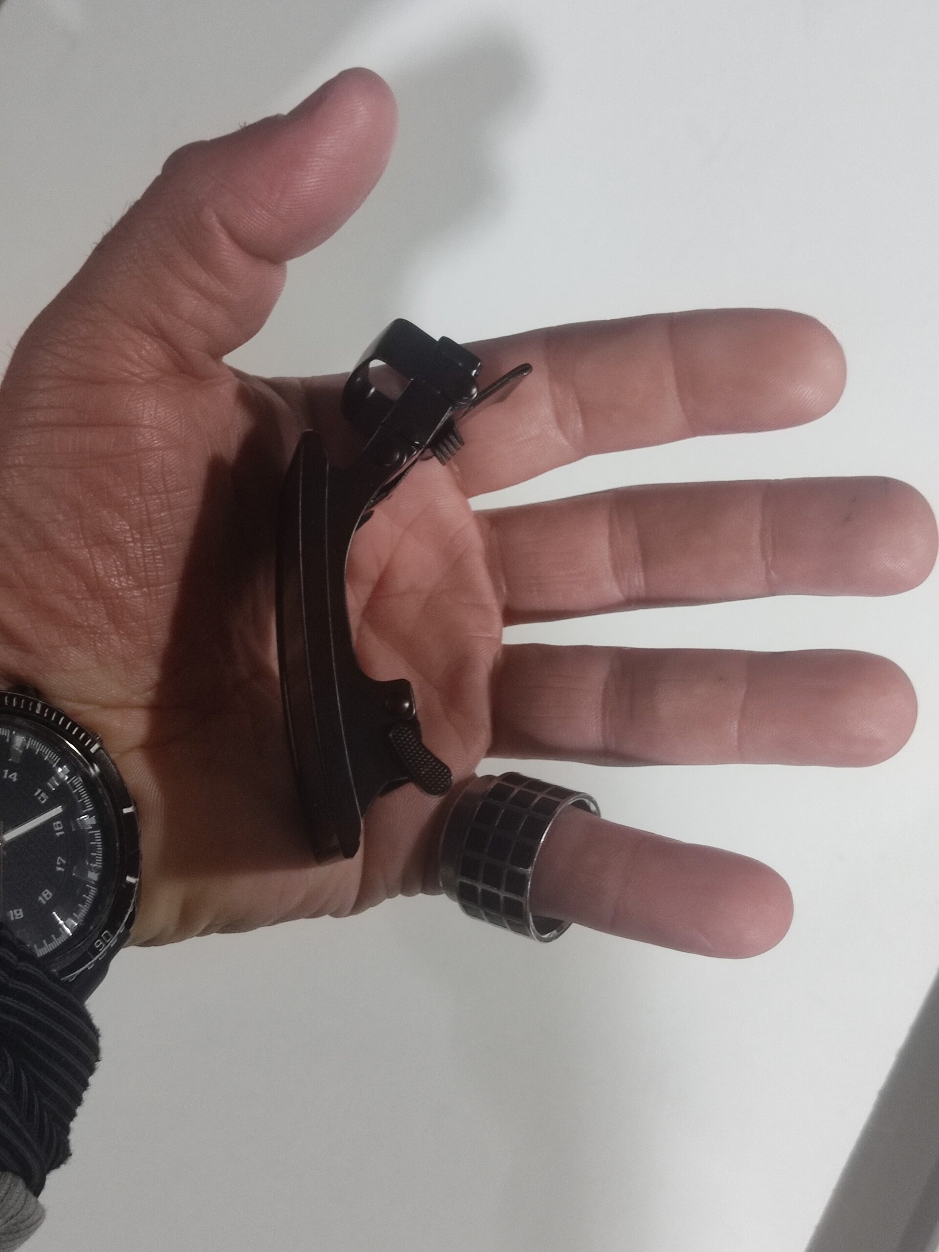 Hebilla de cinturón 07 negro plata esquina - 2