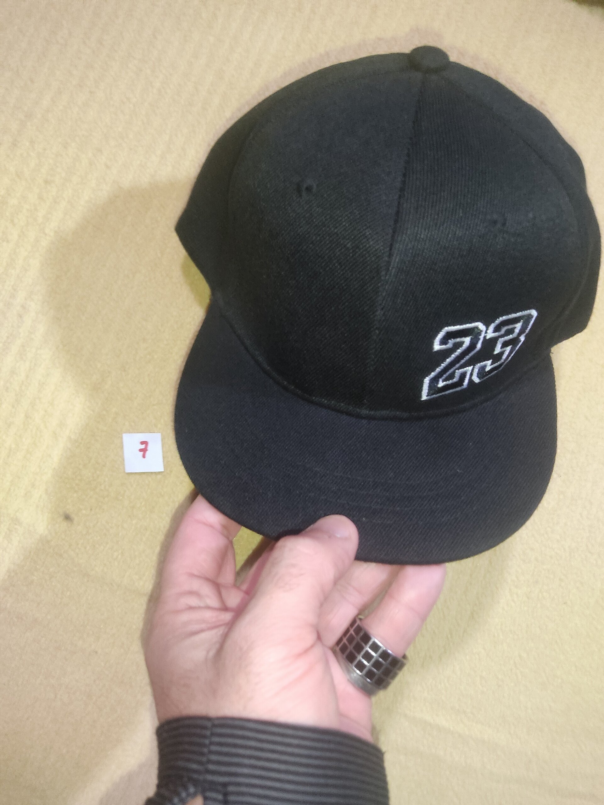 Gorra 7 negra número 23 - 4