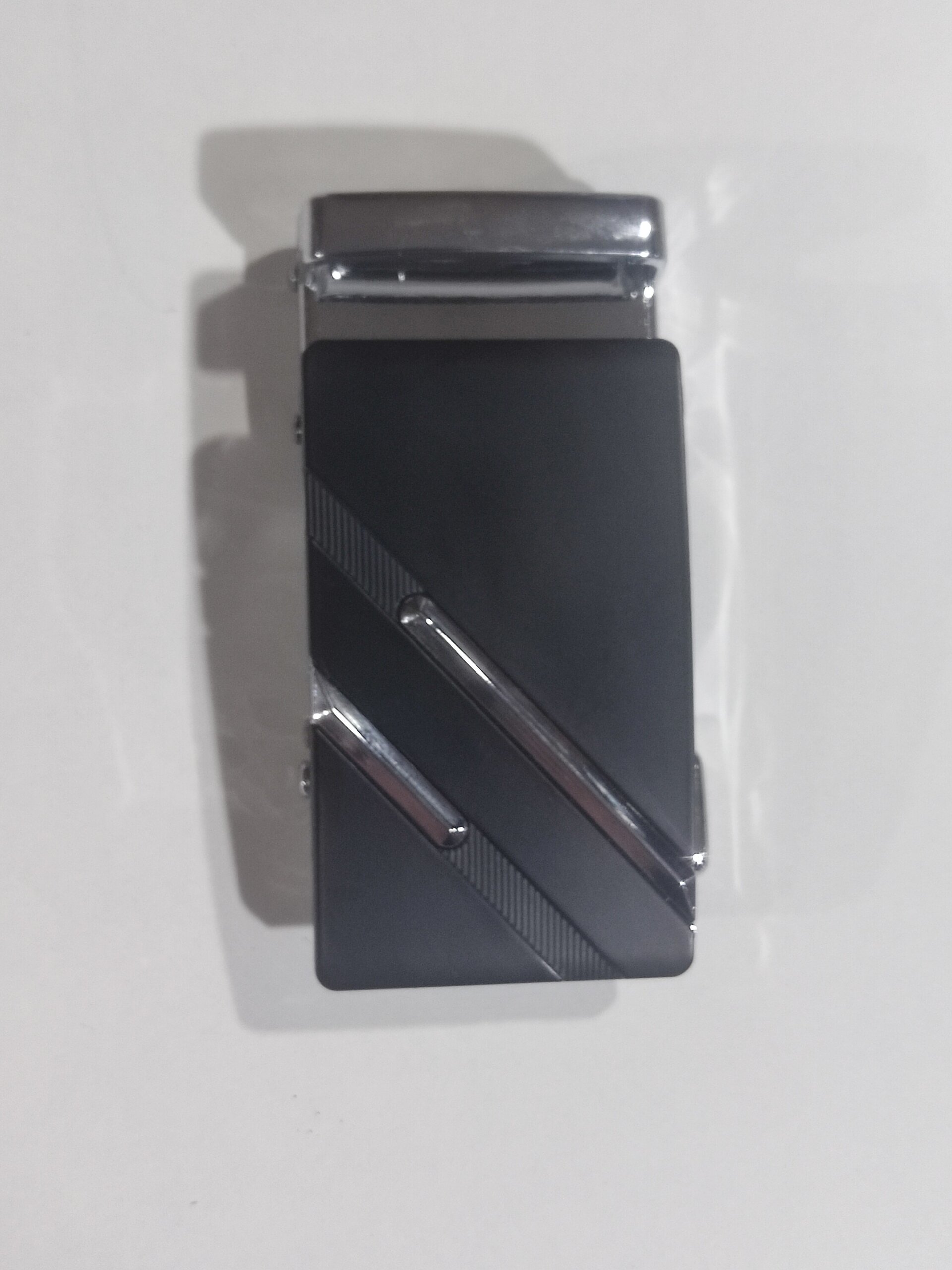 Hebilla de cinturón 27 negra con líneas - 4