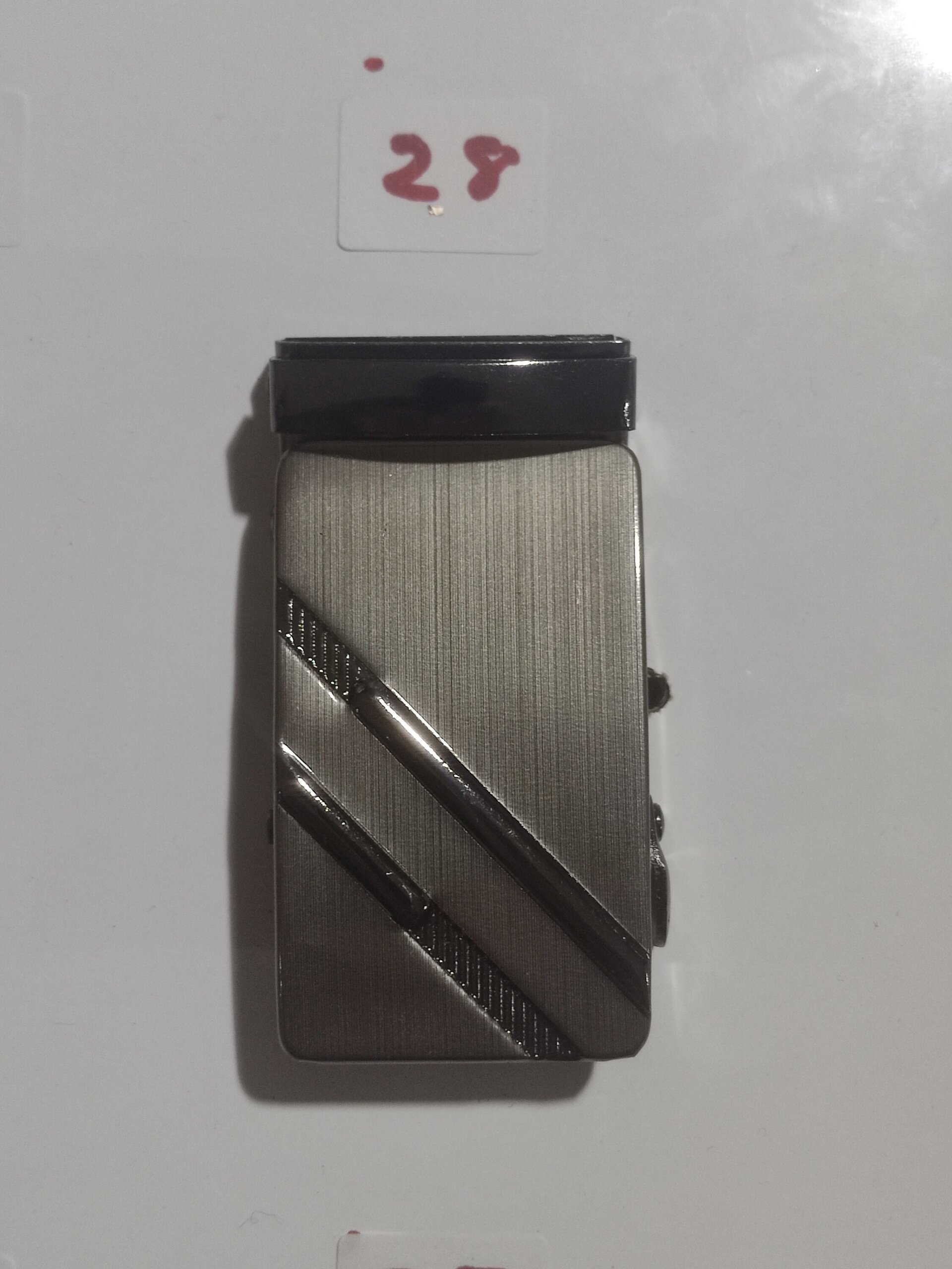 Hebilla de cinturón 28 cromada con líneas - 3