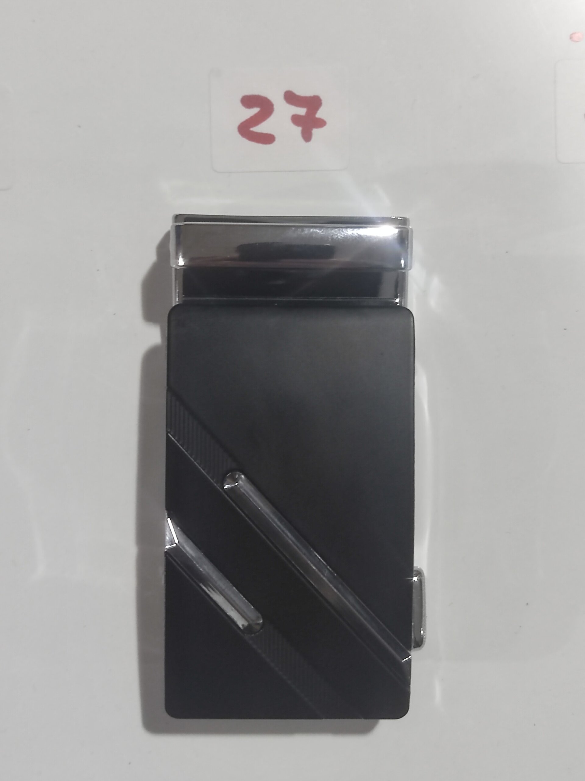 Hebilla de cinturón 27 negra con líneas - 3